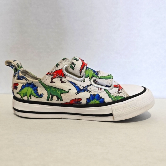 Chuck Taylor All Star Easy-On 8-Bit Dino Toddler Size 6 Gently-Used - Picture 4 of 12